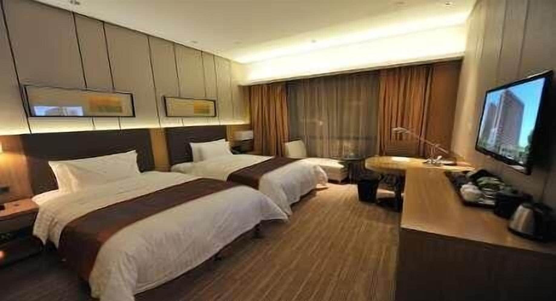 Отель Wyndam Xuzhou East Экстерьер фото