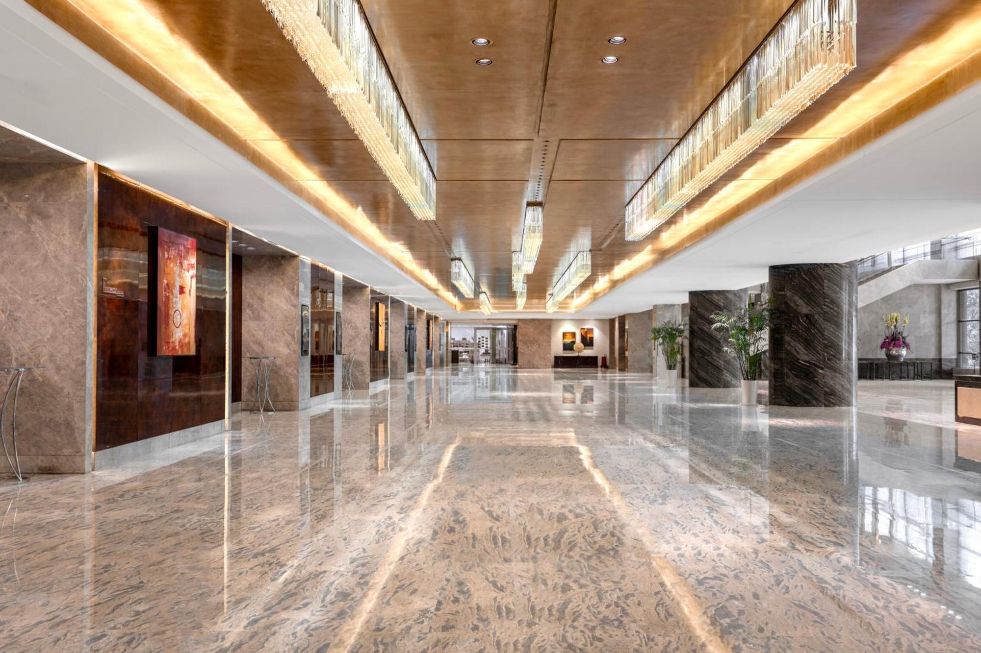 Отель Wyndam Xuzhou East Экстерьер фото